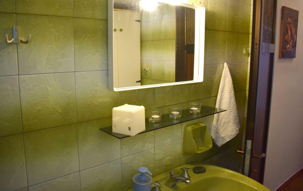 Violet Bedroom And Apartment Spáta المظهر الخارجي الصورة