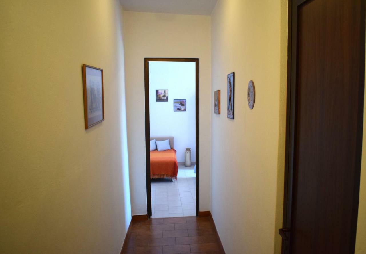 Violet Bedroom And Apartment Spáta المظهر الخارجي الصورة